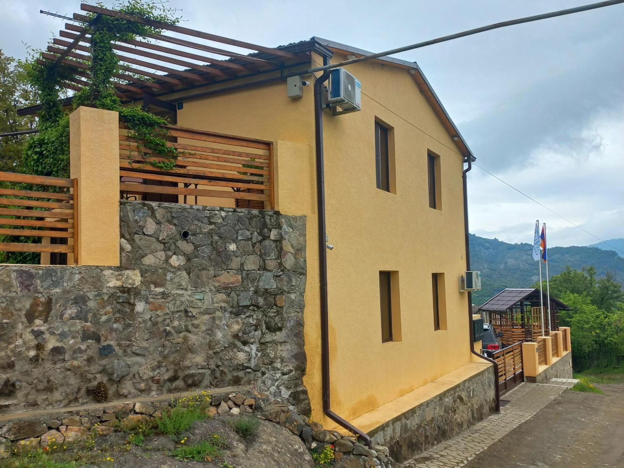 DiliVita Rest House Dilidschan Exterior foto